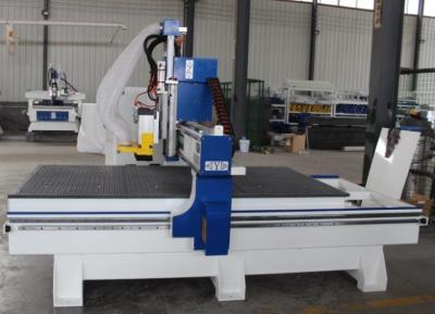 中国 CNCのルーターを切り分ける3紡錘1325の1500X2500多ヘッド木 販売のため