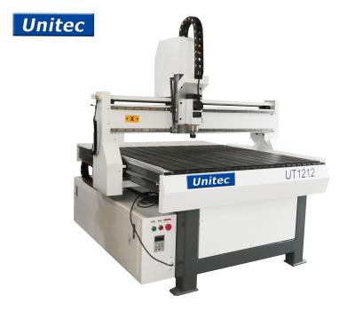China 4 Feet X 4 Feet 2.2kw Cnc Router Engraver For Acrylic Pvc Solid Wood for sale