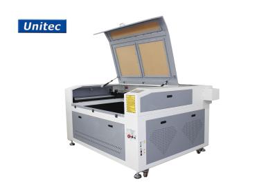 China Mini CO2 Laser Cutting Machine 150W Laser Cutter With Rotary Device en venta