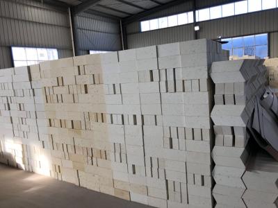 China O tijolo alto de Preassebly da alumina da forma especial resiste o ℃ 1350 que se usou para o forro da segurança da concha de aço à venda