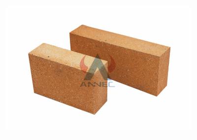 China Fire Resistant SK34 Clay Refractory Brick 40MPA Yellow Color for sale