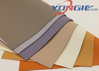China Tapicería de cuero sintética de cuero del PVC de la prenda impermeable durable en venta