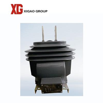 China 11KV 15KV 35KV Pole Mounted Current Transformer Fully Enclosed Outdoor Dry for sale