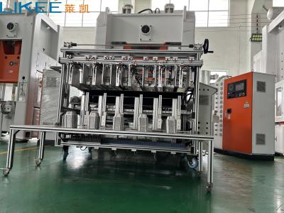 China Precision Mitsubishi PLC Control System SIEMENS Motor Aluminium Foil Container Making Machine for sale