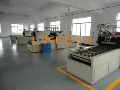 China Electric 4KW Aluminium Foil Rewinder With Labeling Function for sale
