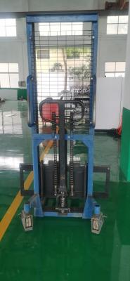 China 1.5m Manual Hydraulic Pallet Lifter 30ton Pressure controllable speed for sale