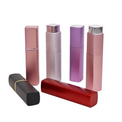 China Atomizadores superficiales lisos 5ml Mini Refillable Perfume Bottle portátil del perfume del ODM del OEM en venta