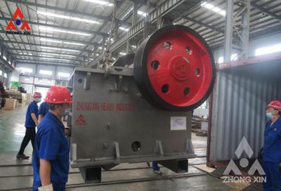 中国 Industrial Efficient Crushing Machine, Jaw Crusher Equipment For Mining Stone 販売のため