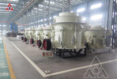 China Stone Production Multi Cylinder Hydraulic Cone Crusher With Long Service Life à venda