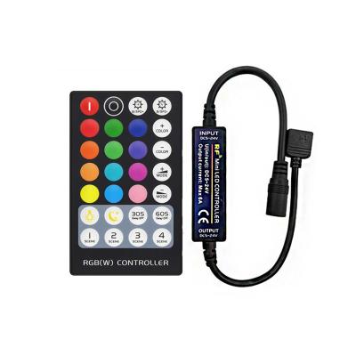 China RF Remote DC 5V LED RGB Controller RGBCCT For LED Colorful Lights for sale
