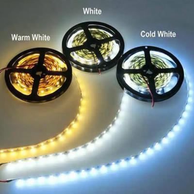 China 14.4W/m Single Color LED Light Strip 12V DC Voltage For Bedrooms And Offices Te koop
