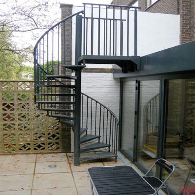 China Indoor / Outdoor Modern Steel Spiral Stairs With Stainless Balustrade for sale