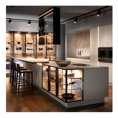 China Latest Custom Home Furniture Quartz Teak Modern Kitchen Cabinet Lacquer Finish for sale