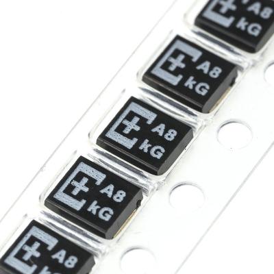 China Baixos capacitores de tântalo 8TPE100MAZB do ESR 100uF à venda