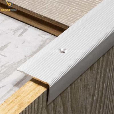 China Protective Stair Nosing Tile Trim 30mm×20mm For Stair Edge Protection for sale