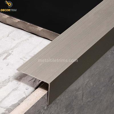 China Aluminum 6063 Stair Nosing Tile Trim L Angle 35mm × 24mm Size for sale