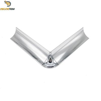 China Chrome Metal Internal Corner Tile Trim For Joining Wall To Counter OEM ODM for sale
