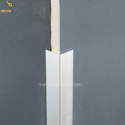 Chine Matt Silver L Shaped Profile Tile Accessories Tile Trim / 2600mm Length à vendre
