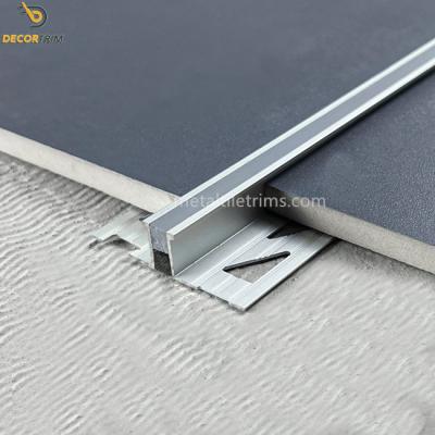 China Ceramic Tile Trim Shapes Expansion Joint Profile Corner Trim 10mm / 2300mm en venta