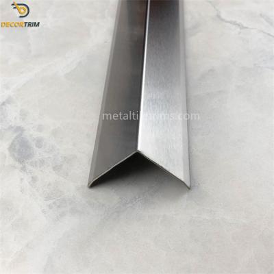China Tile Edge Trim Protection Stainless Steel Tile Trim Brush Silver 20mm en venta