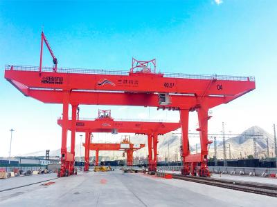 China Container Unloading Gantry Crane with Main And Aux Hook 45.5tons 32m for Port Using for sale