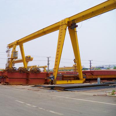 China 10T Span 32M Outdoor Single Beam Gantry Crane Medium Sized Lifting Equipment for sale