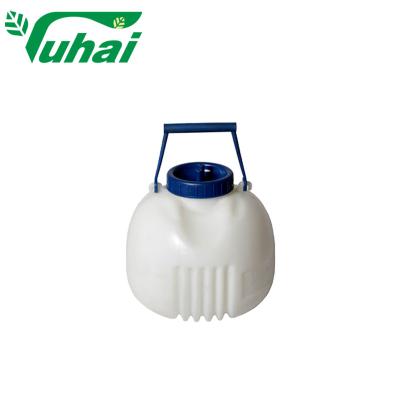 Chine Bouteille de lait de vache 8l 12l Quarter Milker pour les griffes de lait Bouteille de traite pour l'alimentation du bétail à vendre