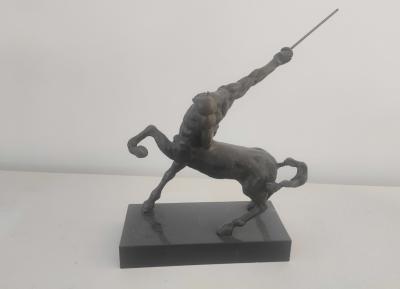 China Indoor Ornaments Cast Bronze Modern Sculptures For Home Decor for sale
