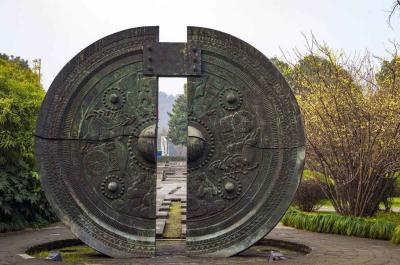 China Decoração pública antiga exterior personalizada da escultura de bronze do jardim à venda