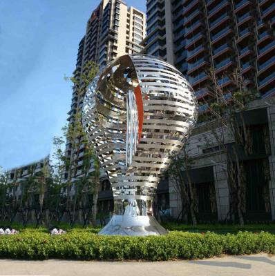 China Superfície lustrada de aço inoxidável exterior do espelho da flor em botão das esculturas da arte à venda
