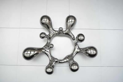 中国 屋内ミラーのステンレス鋼の彫刻の概要のスプレー水金属の芸術の装飾 販売のため