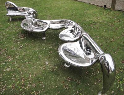 China Contemporary Stainless Steel Sculpture Mirror Polished Metal Lawn Art Style for sale