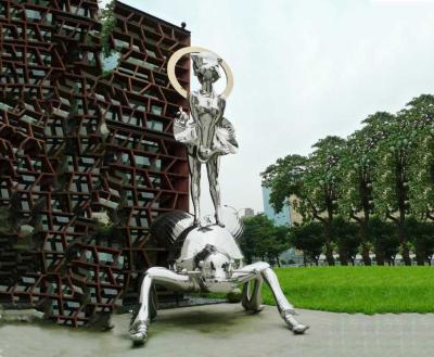 Chine Le jardin grand ornemente des statues acier inoxydable de taille de 6 mètres poli à vendre