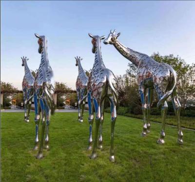 China 5.5 Meter Mirror Polished Metal Giraffe Garden Statue for sale