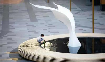 Китай Покрашенные скульптуры сада металла кабеля SS316L кита на открытом воздухе продается
