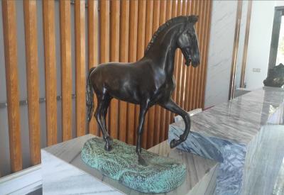 China Ancient Style Indoor Cast Bronze Horse Sculpture 0.6m Length for sale