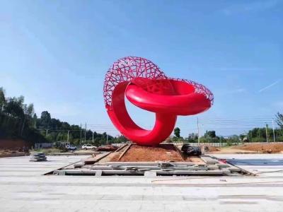 Chine La grande couleur extérieure de sculpture en métal a peint le vernis de cuisson rouge fait main à vendre
