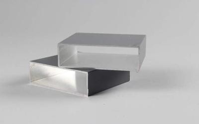 China Tasa de tubos rectangulares de aluminio 6063 por kg de peso ligero en venta