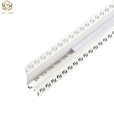 Cina Profil di canale luminoso a strisce di alluminio ad angolo 50 mm per illuminazione a montaggio a scarico in vendita