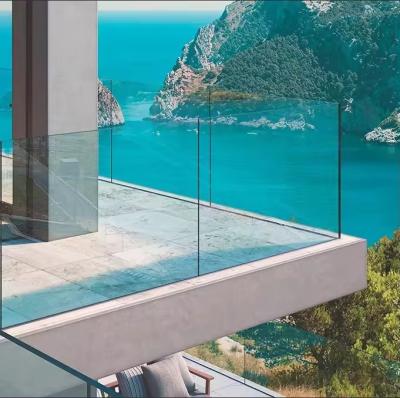 China Balkon Aluminiumglaszaun Spigot Glasbalustradengeländer zu verkaufen