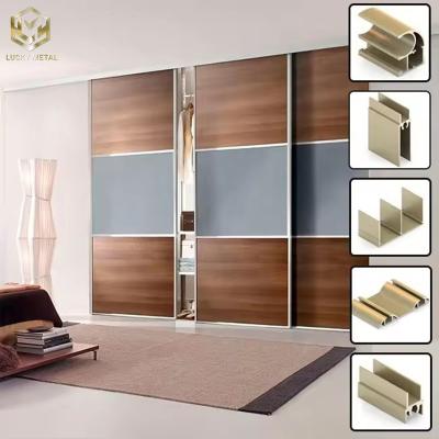 Китай Gold Black Wardorbe Closet Door Aluminum Frame Aluminium Profile продается