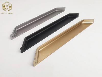 China Golden Color Cabinet Knob Edge Aluminum Profiles Handles en venta