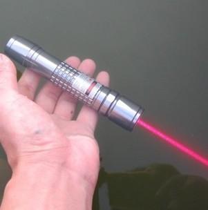 China 660nm 200mW Adjustable Focusing Red Beam Laser Pointer for sale