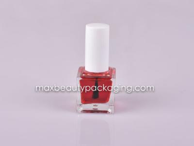 China shiny white nail polish cap 12ml square classic glass nail polish bottle plastic cosmetic nail polish packaging for sale