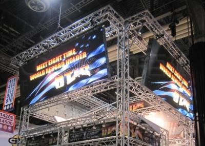 China 3 In 1 SMD Indoor Rental Display Screen 1000-1400cd/sqm For Wedding for sale
