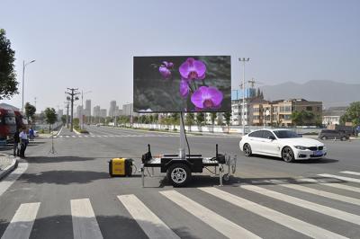 China P8 Outdoor Mobile LED Billboard Trailer Truck With Lifting Rotation System for sale