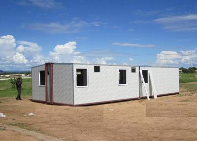 China Sandwich Panel White Foldable Emergency Shelter/ Steel Frame Foldable House for sale