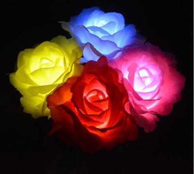 China Outdoor Solar Rose LED Lights,Garden Light up Stake Lights for Garden Patio Backyard Pathway Driveway Decoration for sale