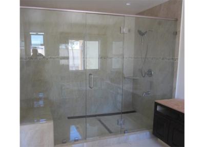China Clear Color Shower Bath Enclosures Glass , Tempered Safety Glass With Frame for sale