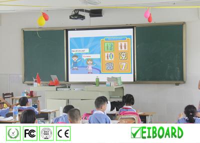 China Sistema interactivo integrado escritura elegante de Whiteboard con el proyector corto del tiro en venta